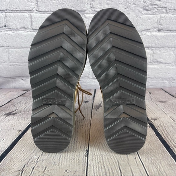 Sorel Women's Beige‎ Hi-Line Lace-Up Mid-Shaft Lug-Sole Booties Boots Size 6 - Picture 6 of 8